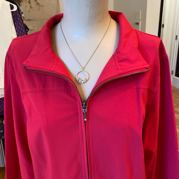 Chico's Zenergy Lightweight Red Jacket - Size 2 - Picture 2 of 12
